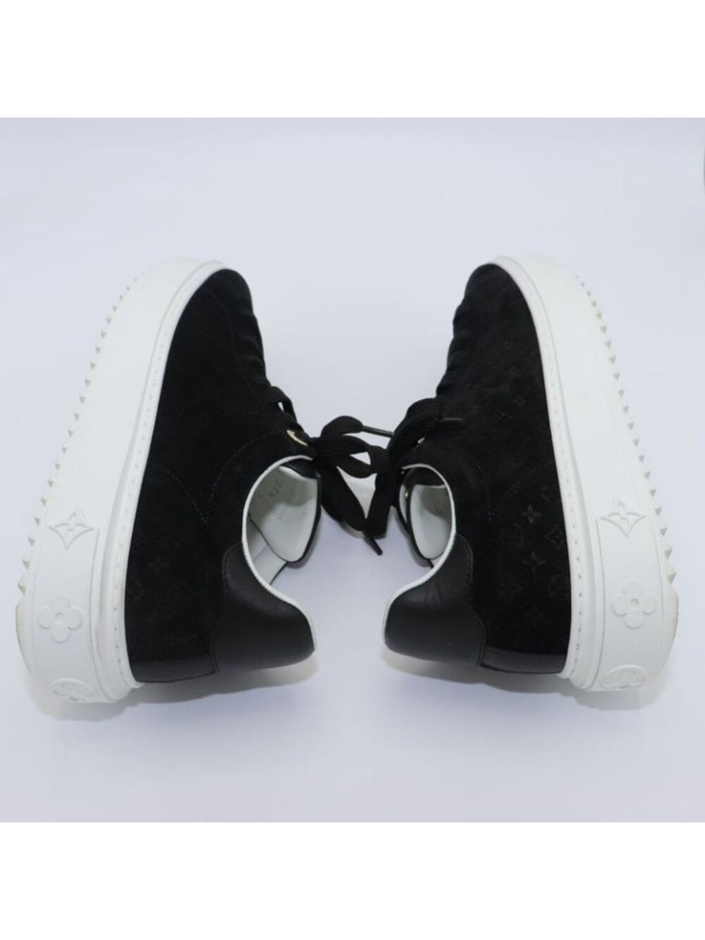 Louis Vuitton Monogram Time Outlines Leather Suede Sneakers - Picture 14 of 15